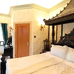 Oda ve Kahvaltı Ferndale Luxury Boutique Bed & Breakfast 5*