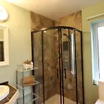 Ferndale Luxury Boutique Bed & Breakfast Oda ve Kahvaltı 5*