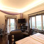 Ferndale Luxury Boutique Bed & Breakfast Oda ve Kahvaltı Keel (Mayo)