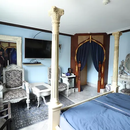 Ferndale Luxury Boutique Alojamento de Acomodação e Pequeno-almoço 5*