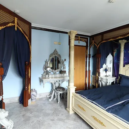 Ferndale Luxury Boutique לינה וארוחת בוקר 5*