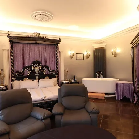 Ferndale Luxury Boutique 5* Keel (Mayo)