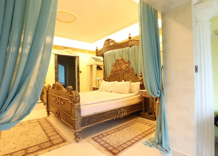 Ferndale Luxury Boutique Bed & Breakfast 5*